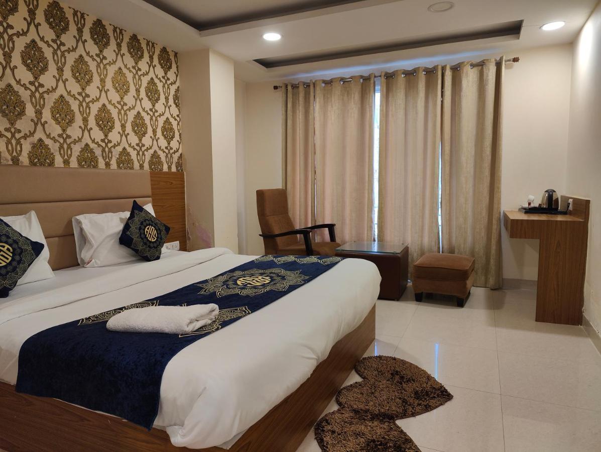 Hotel Ronit Royal Delhi Airport By D'Capitol Nové Dillí Exteriér fotografie
